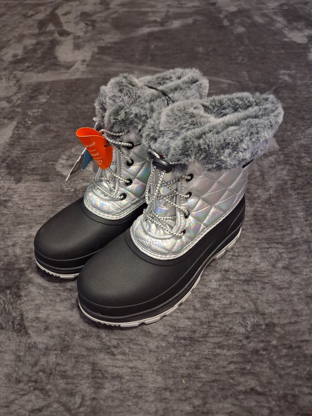 NWT Ozark Trail Waterproof Insulated -20°F Rated Snow Boots Silver- Girls Size 3